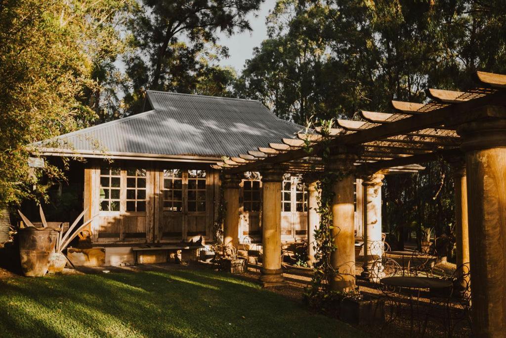 The Boathouses At Leaves & Fishes 러브데일 외부 사진